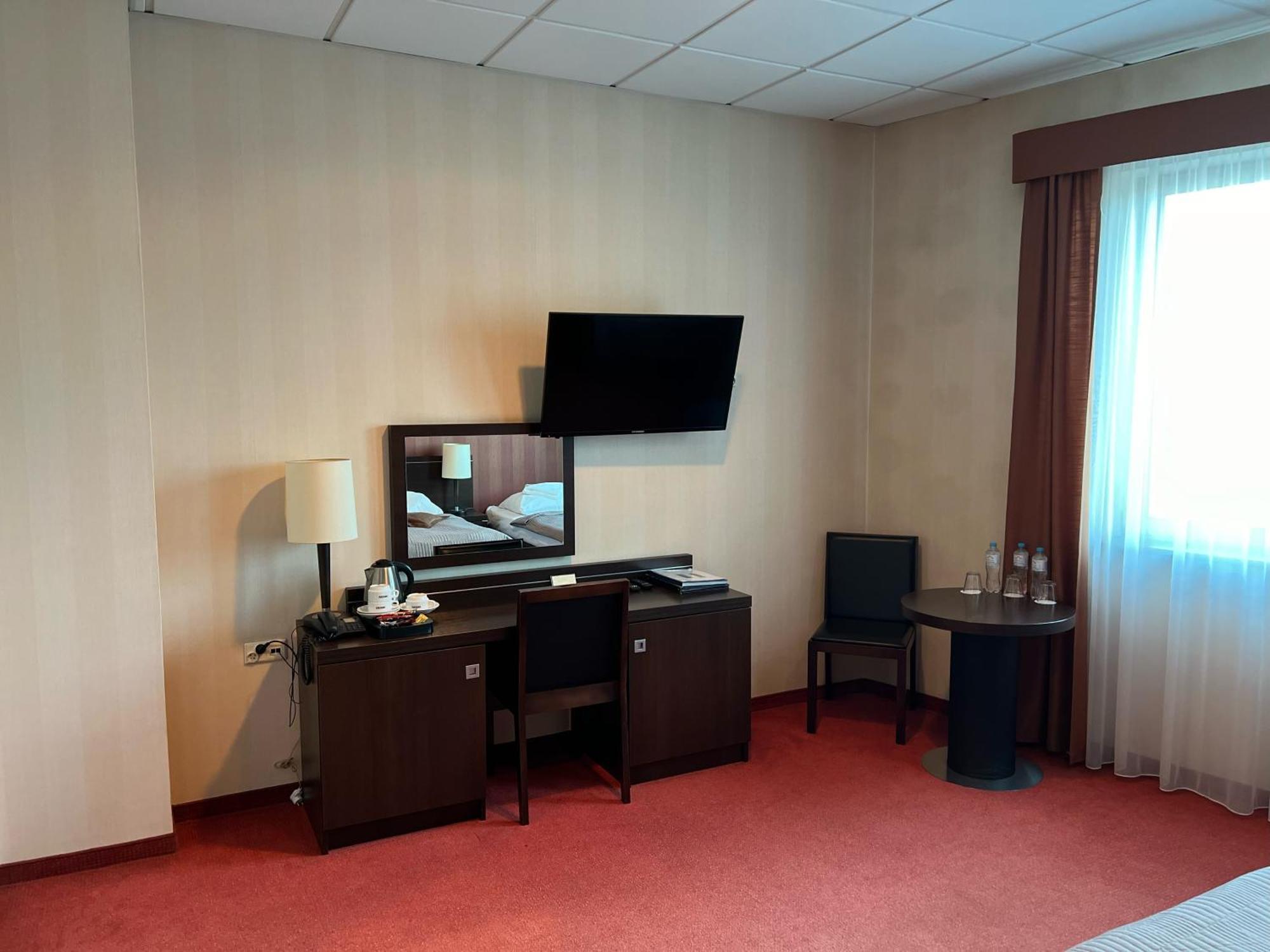 Hotel Pik Mikolow Luaran gambar