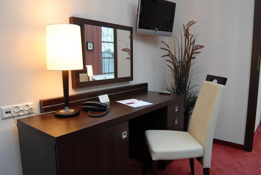 Hotel Pik Mikolow Luaran gambar
